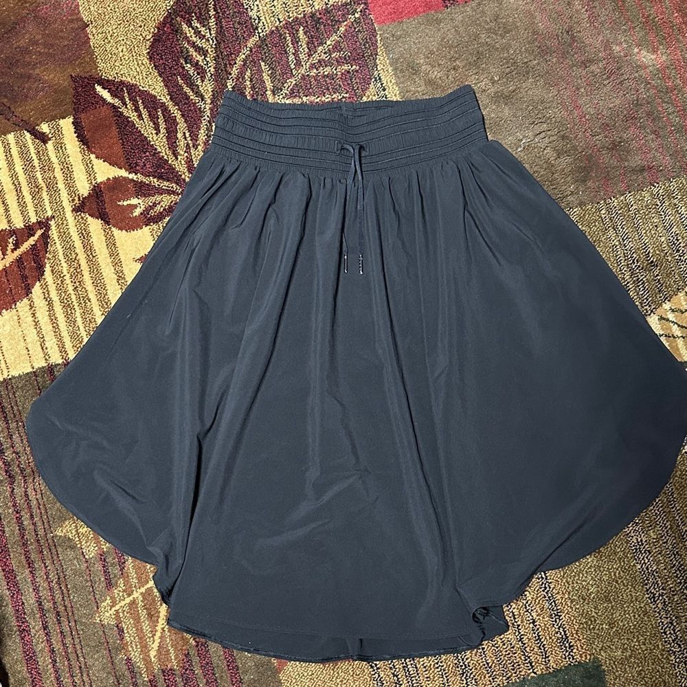 Lululemon Black Skirt - Approximate size 4